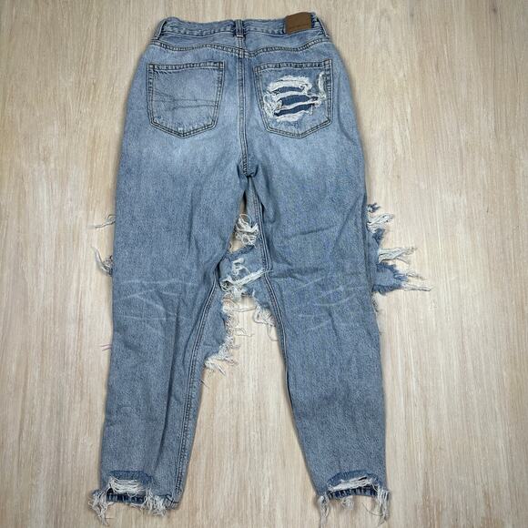 American Eagle Distressed Destroyed Blowout Mom Jean High Rise Denim Jeans 4 - Picture 16 of 16